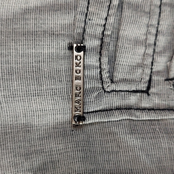 Marc Ecko cut & sew button up - Picture 3 of 5